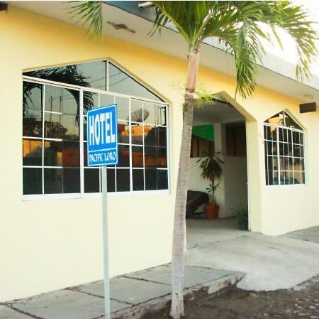 Hotel Pacific Tecomán Esterno foto